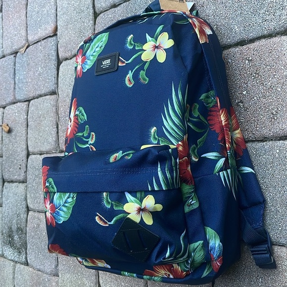 VANS OLD SKOOL III BACKPACK 
VN0A3IGRYKU
NWT - Picture 4 of 16